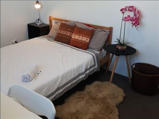 Room for rent in East Victoria Park, Western Australia