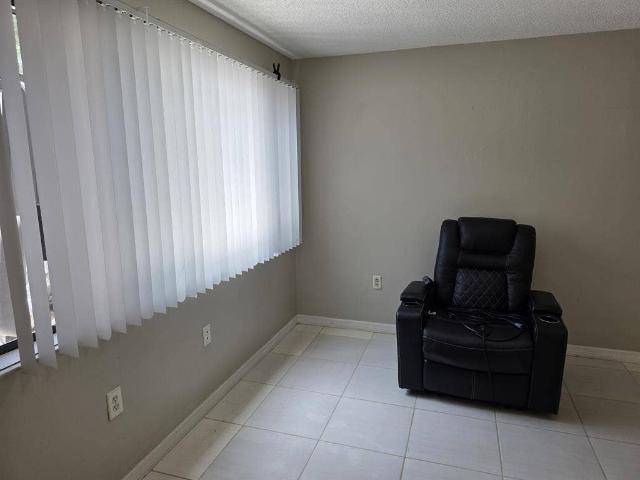 Room for rent in Elfers, Florida