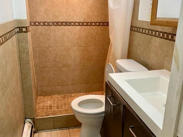 Room for rent in Harrison, Hudson County