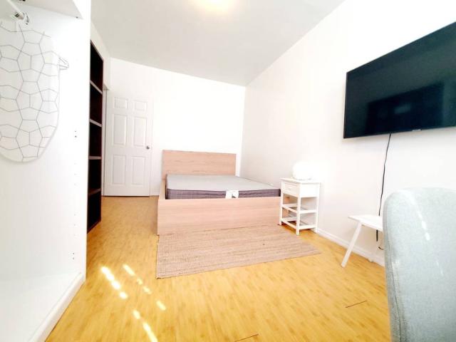 Room for rent in Arverne, New York