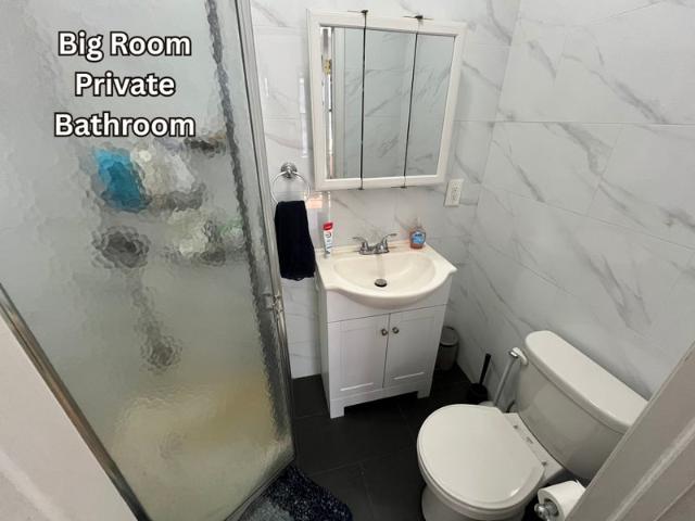 Room for rent in Arverne, New York