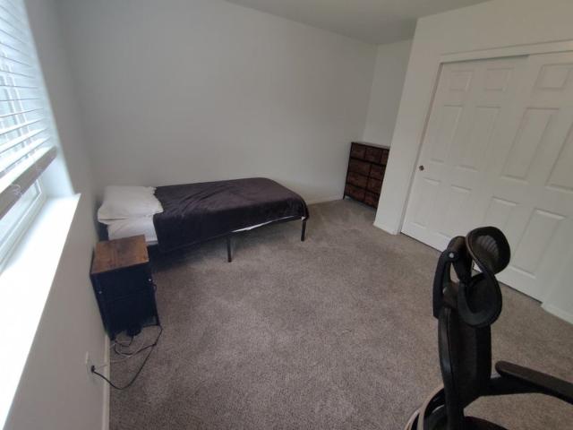 Room for rent in Oregonia