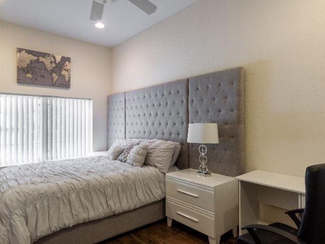 Room for rent in Parkland, Florida