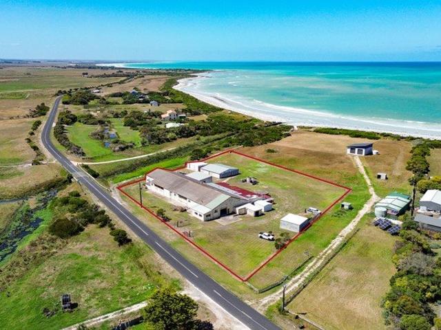 Land for sale in Cape Douglas, South Australia
