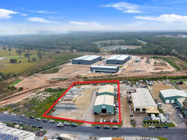 Warehouse for rent in Maryborough West, Queensland
