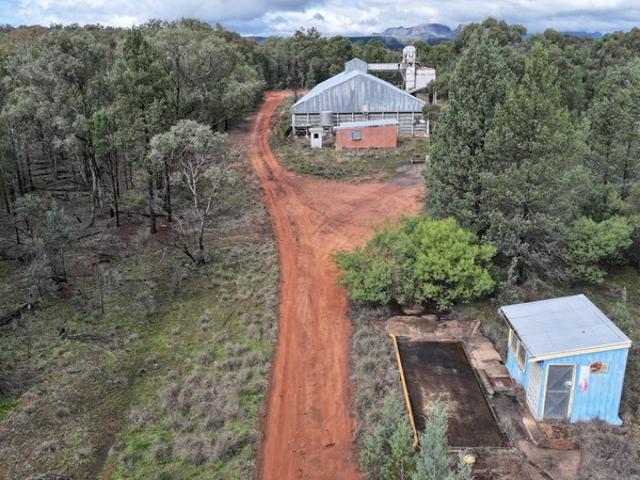 Warehouse for sale in Coonabarabran, New South Wales