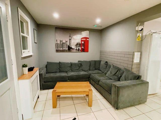 Room for rent in Kentish Town, Greater London