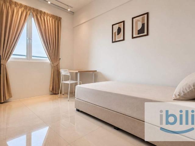 Room for rent in Bayan Mutiara, George Town