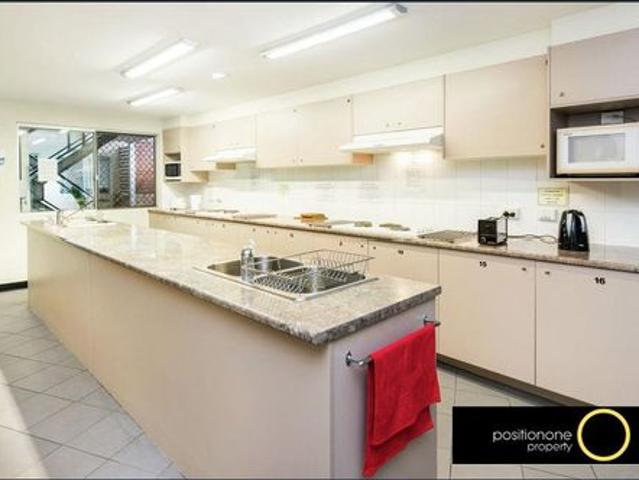 Apartment for rent in Toombul, Queensland