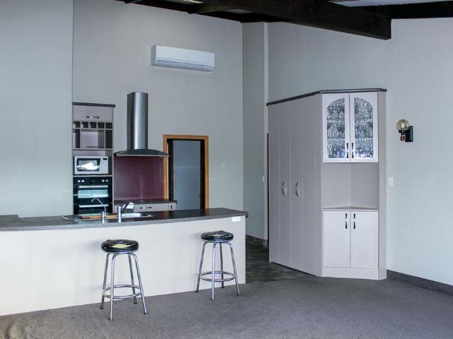 Property for rent in Otakou