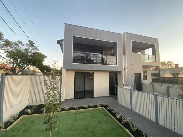 Townhouse for rent in Oakleigh, Melbourne