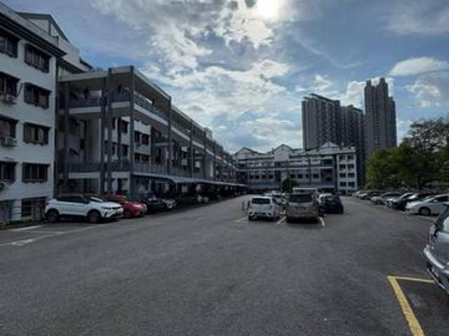 Apartment for sale in Country Heights Damansara, Kuala Lumpur