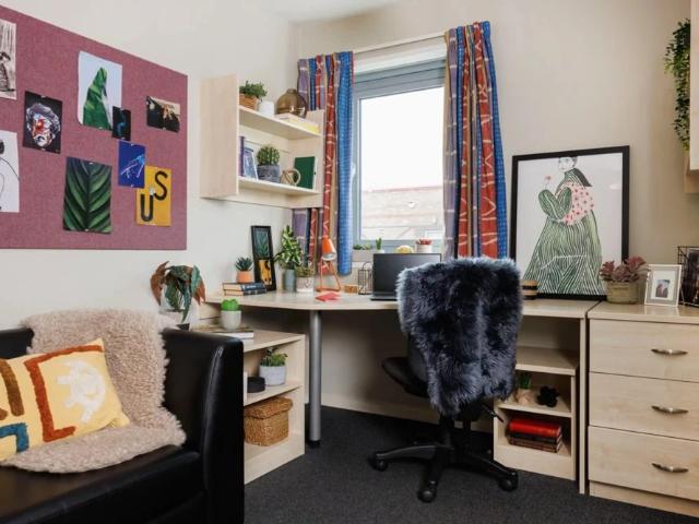 Room for rent in Old Lenton, Haddon