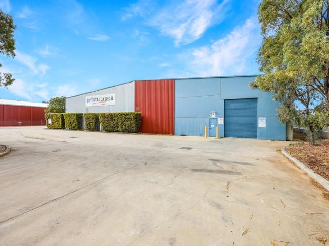 Warehouse for sale in Piallamore, New South Wales