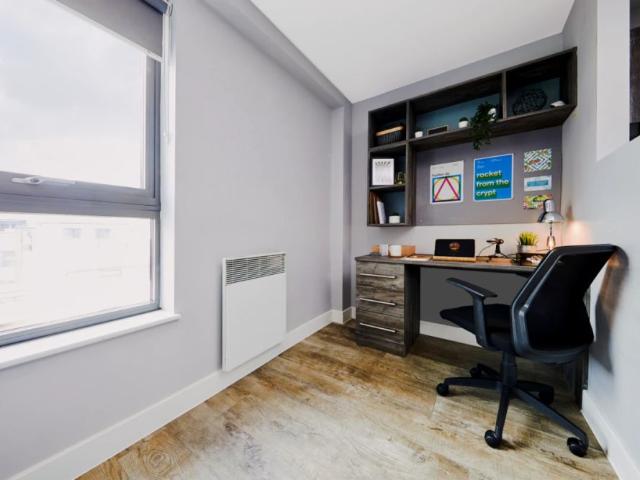 Studio for rent in Crockherbtown, Falcon Lodge