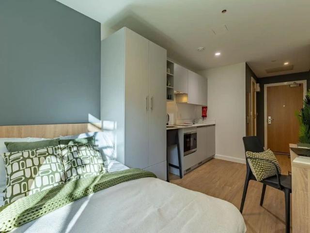 Studio for rent in Arena Quarter, Leeds