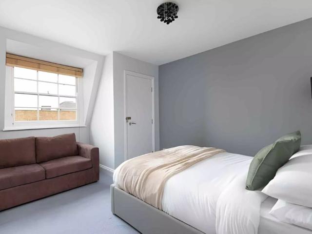 Studio for rent in Holborn, Greater London