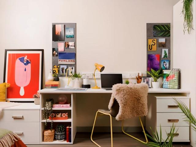 Studio for rent in Southside, Scotland