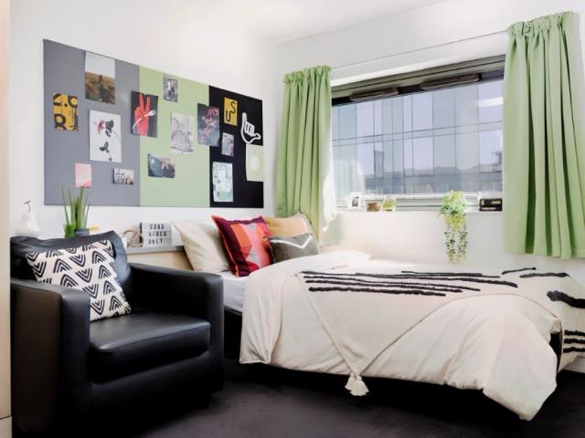 Studio for rent in Hulme, Georgia
