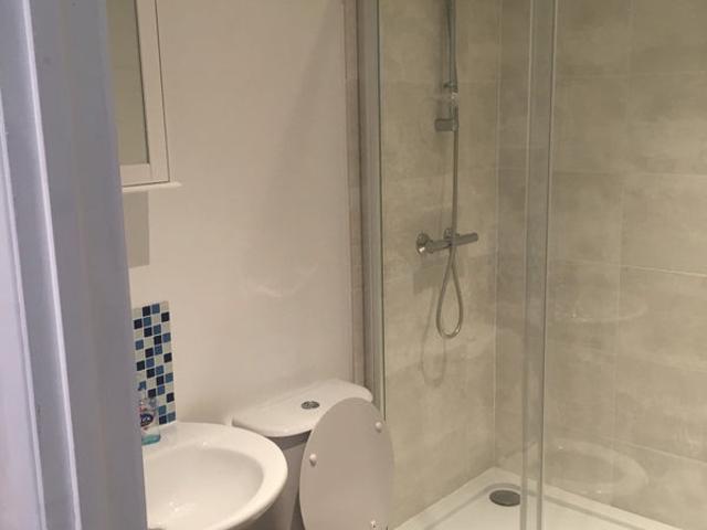 Studio for rent in Stoke Lodge and The Common, Patchway