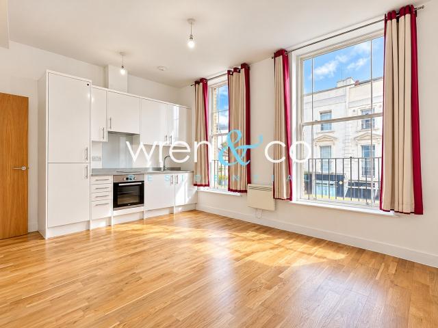 Studio for rent in South Hampstead, Greater London