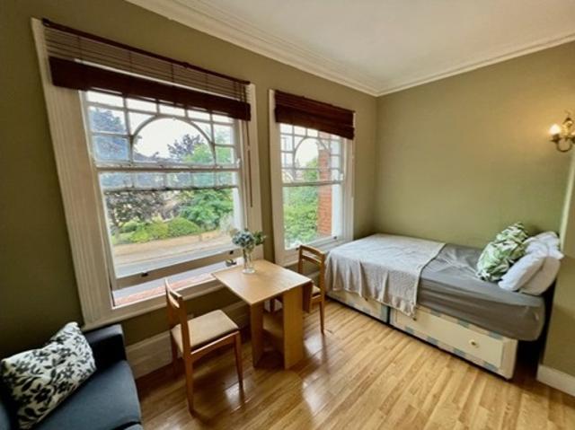Studio for rent in Balham, Greater London
