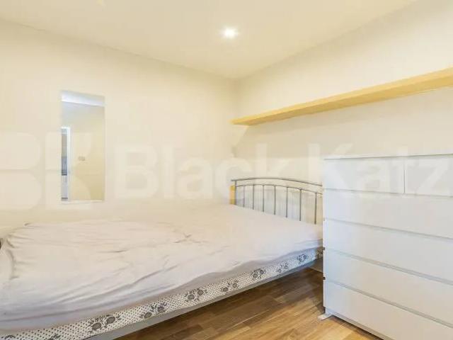 Studio for rent in Kensal Town, Greater London