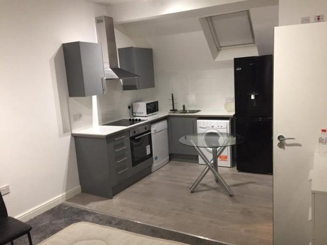 Studio for rent in The Slade, Oxfordshire
