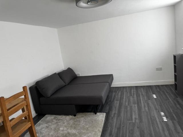 Studio for rent in Kingsbury, Greater London