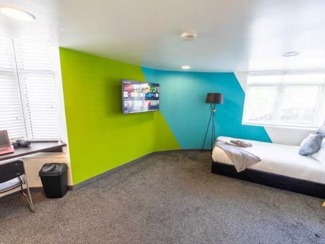Studio for rent in Bournbrook, West Midlands