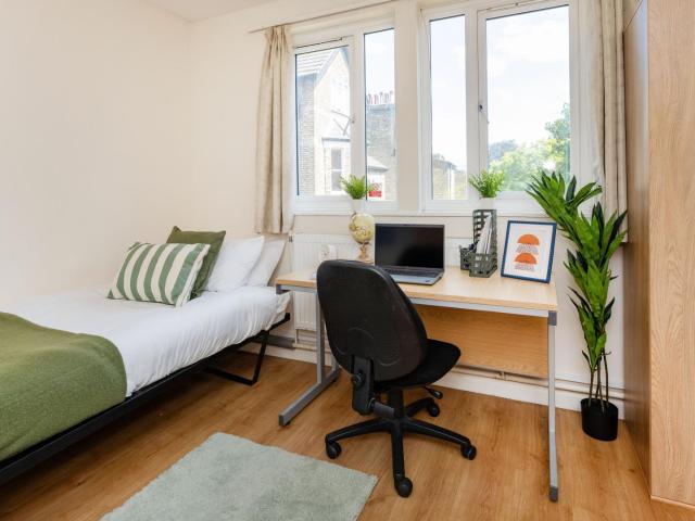 Studio for rent in London Borough of Southwark, Greater London