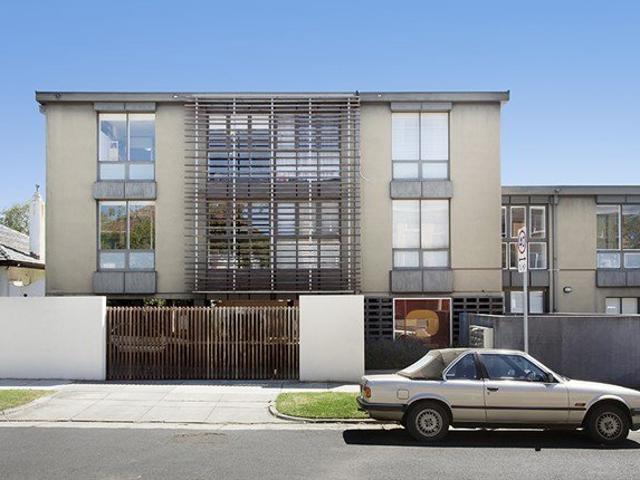 Granny Flat for rent in St Kilda East, Melbourne