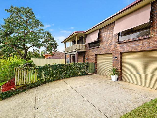 House for sale in Ashmore City