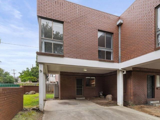 Apartment for rent in Brunswick West, Melbourne