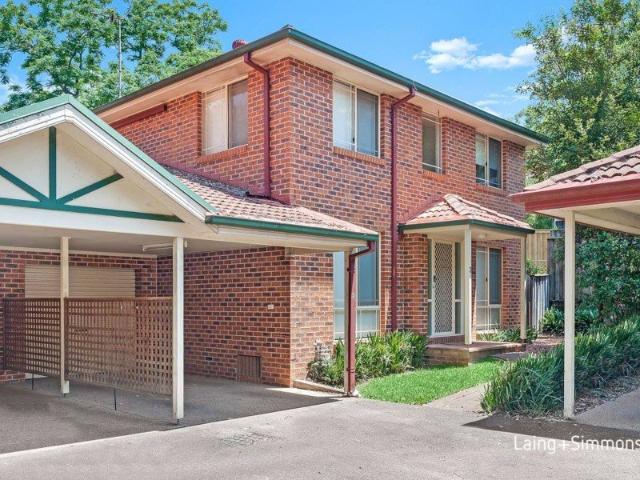 Townhouse for rent in Pennant Hills, Sydney