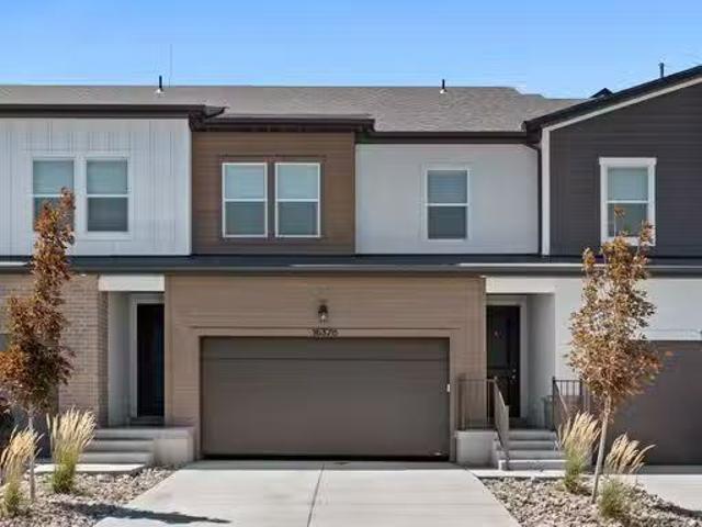 Condo for rent in Riverton Condo for rent in Riverton
