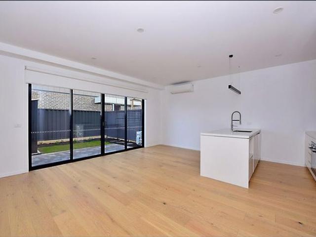 Townhouse for rent in Camerons Creek, Victoria