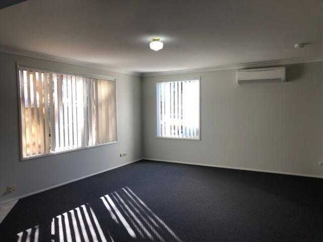 Townhouse for rent in Sydney, New South Wales