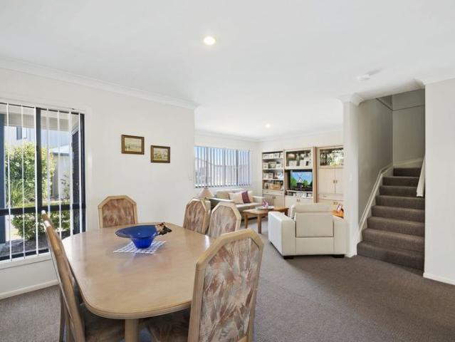 Townhouse for rent in Deception Bay, Greater Brisbane