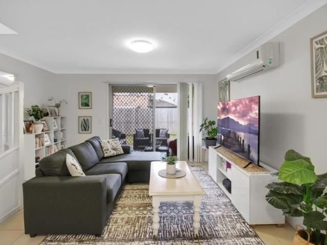 Townhouse for rent in Toombul, Queensland