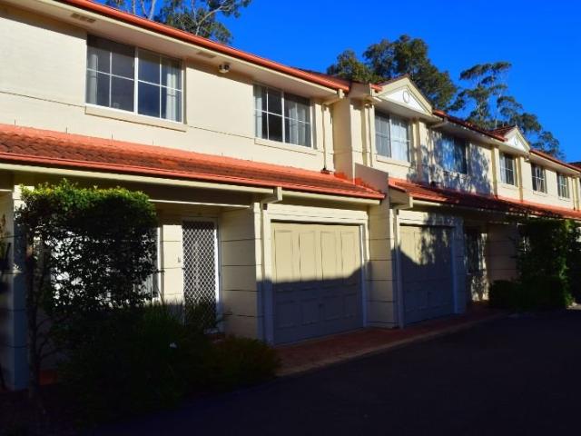 Townhouse for rent in Marsfield, Sydney