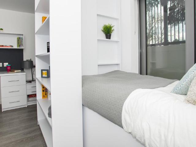 Studio for rent in London Borough of Ealing, Greater London