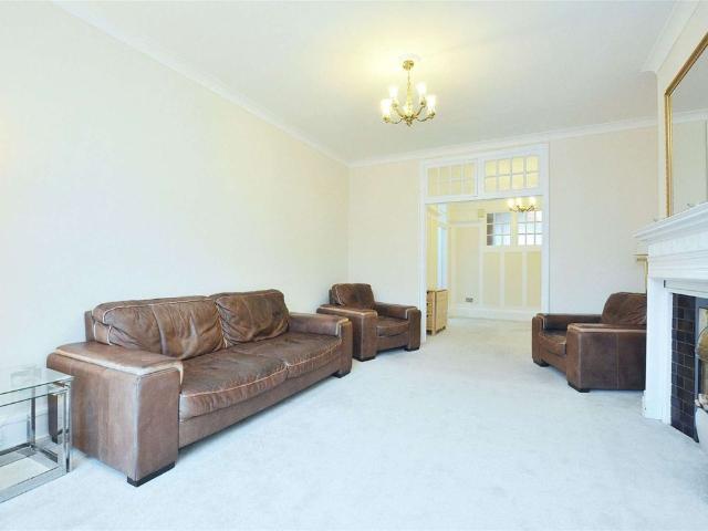 Apartment for rent in St. John's Wood, Isle Of Man