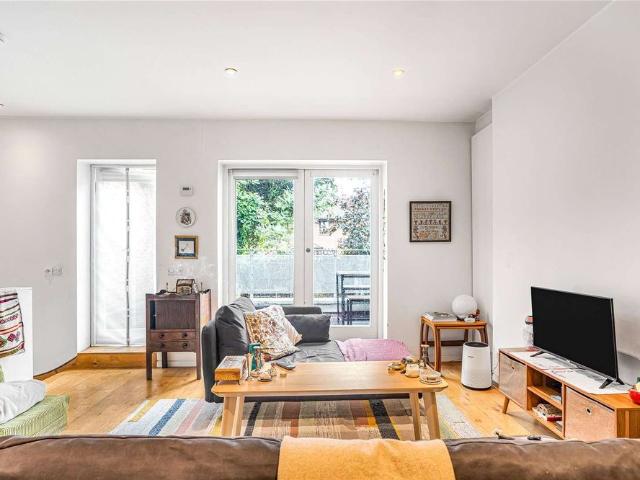 Apartment for rent in Barnsbury, Greater London