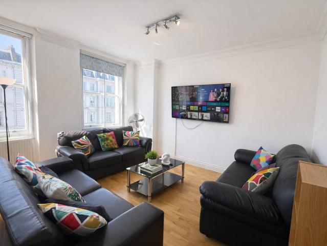Apartment for rent in South Kensington, Greater London
