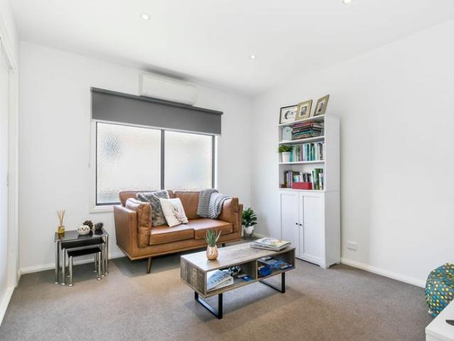 Townhouse for rent in Camerons Creek, Victoria