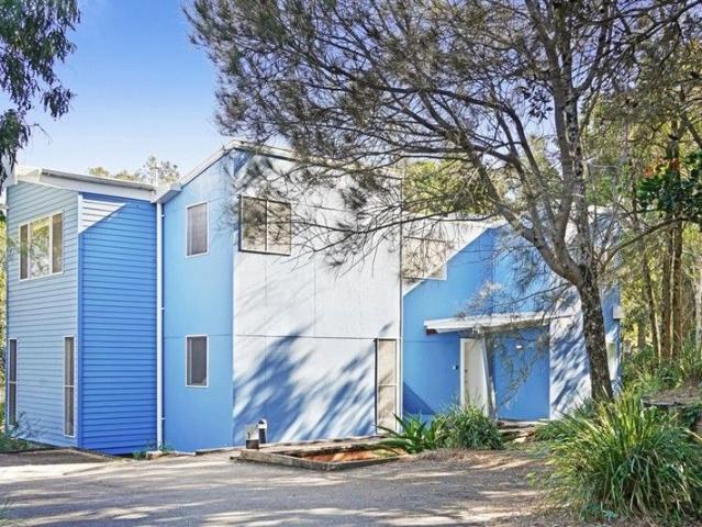 House for sale in South Stradbroke, Queensland
