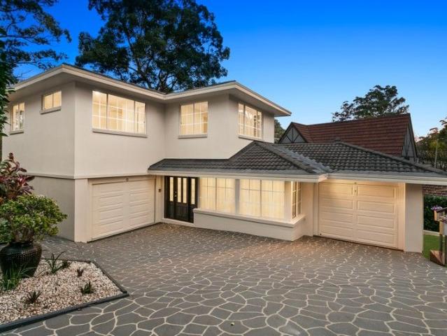 House for sale in Beecroft