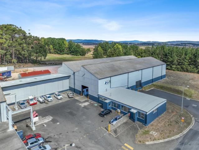 Warehouse for rent in Thirlstane, Tasmania