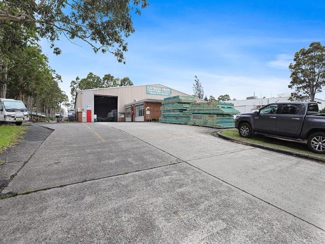 Warehouse for rent in Wyong, New South Wales